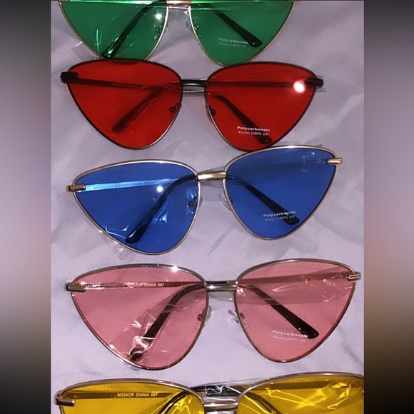 COPY - SUNGLASSES! Every size, color, shape and frame😍😍 - Picture 4 of 16